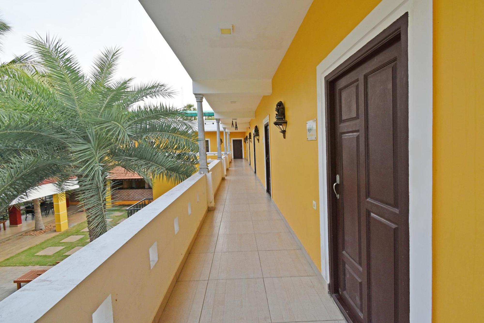 Poppys Olive De' Villa Auroville Exterior photo